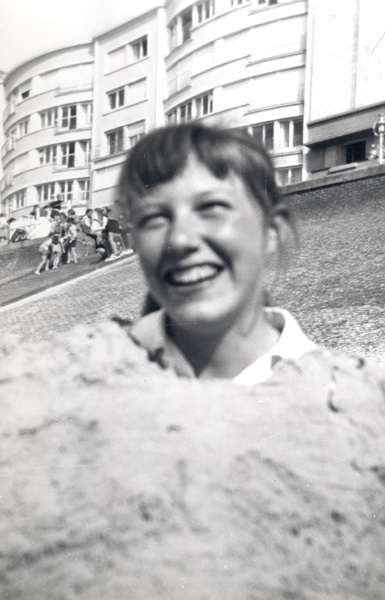 54_19_gigi_belgium_ymca